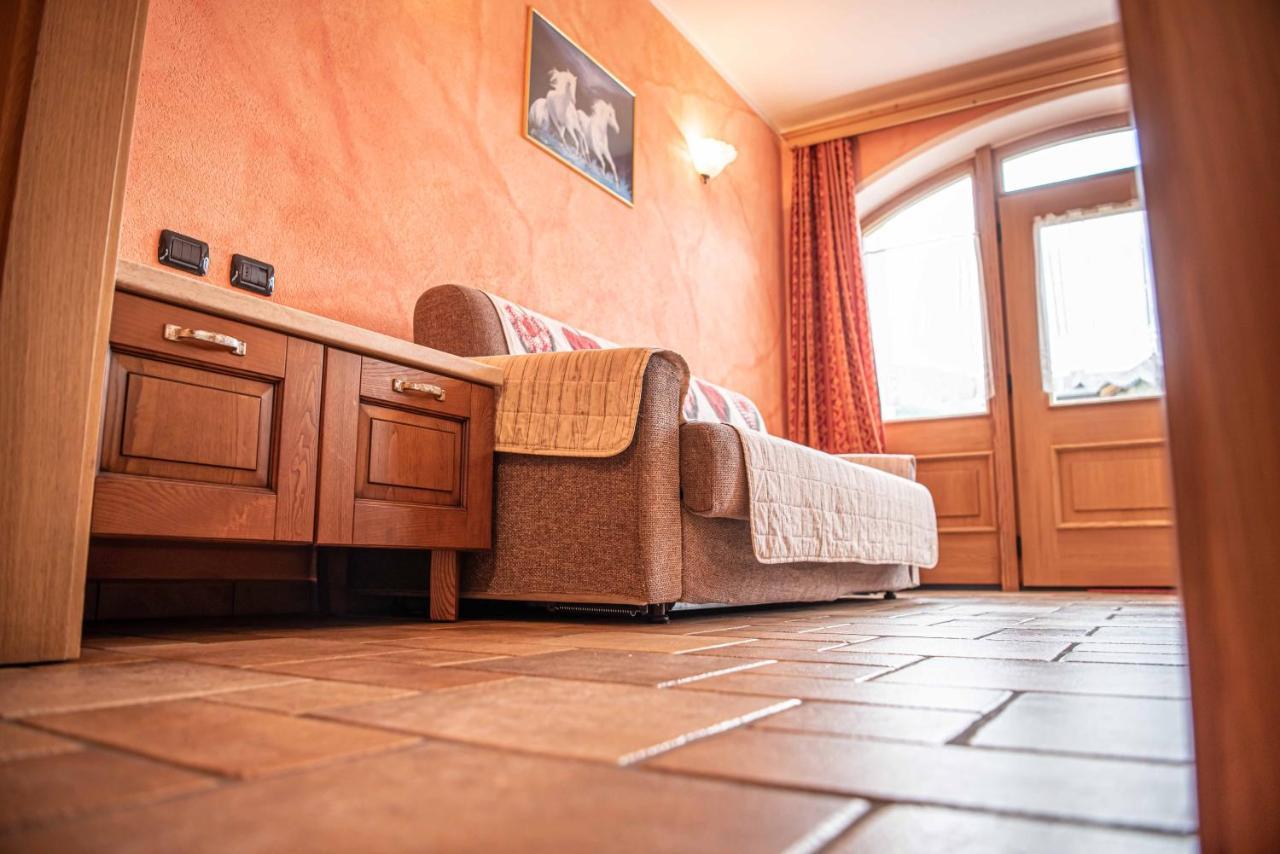 Family House Amalia Myholidaylivigno Ngoại thất bức ảnh