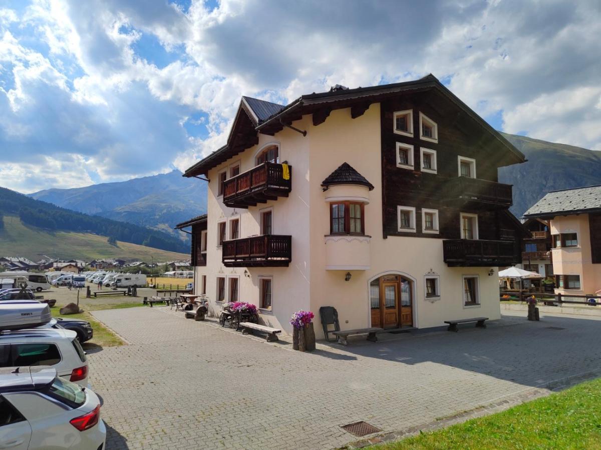 Family House Amalia Myholidaylivigno Ngoại thất bức ảnh